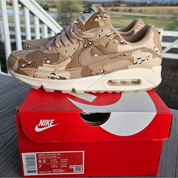 NIKE womens air max 90 desert camo like new in box size 8.5 - Picture 14 of 16